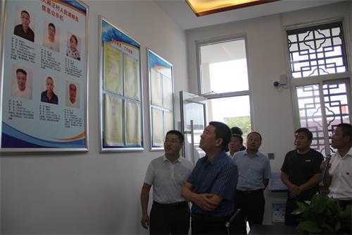 平邑县委政法委到平邑街道检查指导平安建设工作(图1) 平邑县委政法委到平邑街道检查指导平安建设工作(图1)