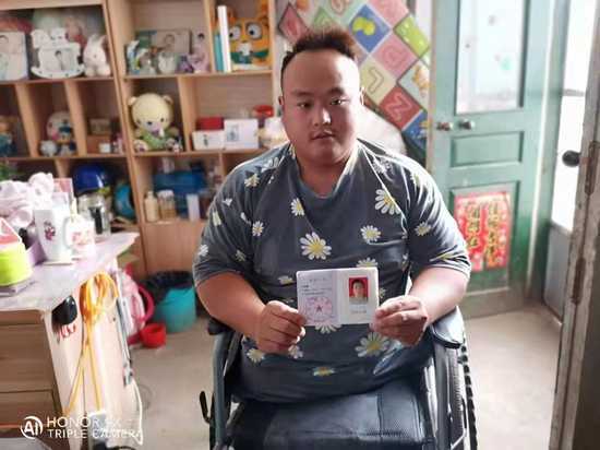 丰阳镇残联上门为残疾人发放辅助器具暖人心(图1) 丰阳镇残联上门为残疾人发放辅助器具暖人心(图1)