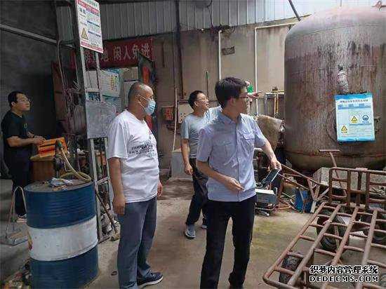 平邑街道深入企业开展安全生产大检查活动(图1)