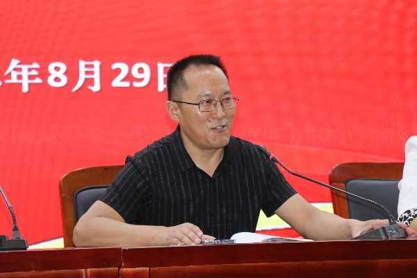 勇担育人使命 携手共育初心(图2)