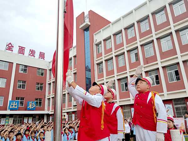 地方镇中心校师生顺利返校开学(图2)