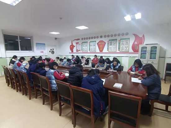 消防零距离   安全伴我行(图1)