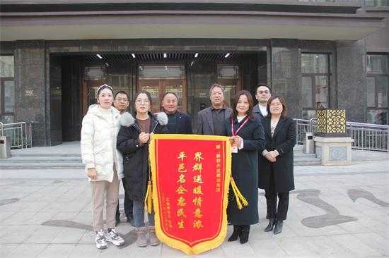 情系业主办实事 热情服务暖人心 界群集团多方发力解业主供暖难题(图3)