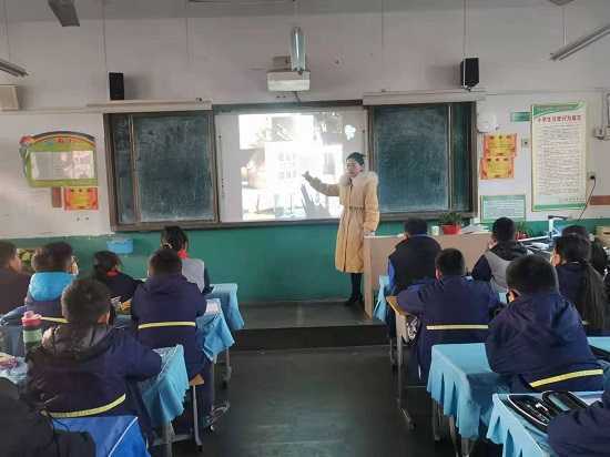 平邑兴蒙学校举行“国家公祭日”主题教育活动(图4)