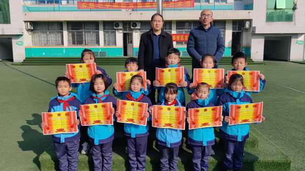 山东平邑：实验小学教育集团举办“首届校园书画大赛”(图3)