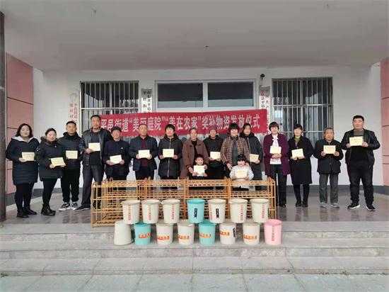 【家庭·家教·家风“美在农家”百日攻坚】平邑街道：干群合力促提升 "美在农家"焕新颜(图3)