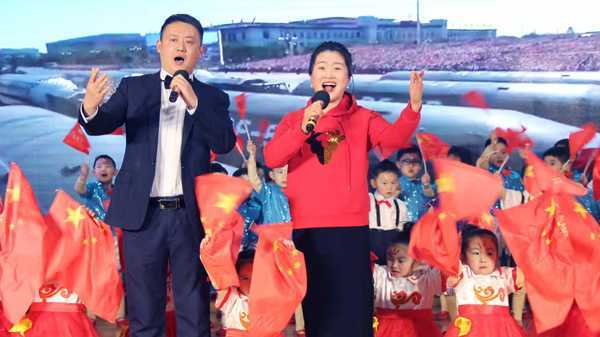 山东平邑：张灯结彩闹新春  家园同乐过大年(图2)