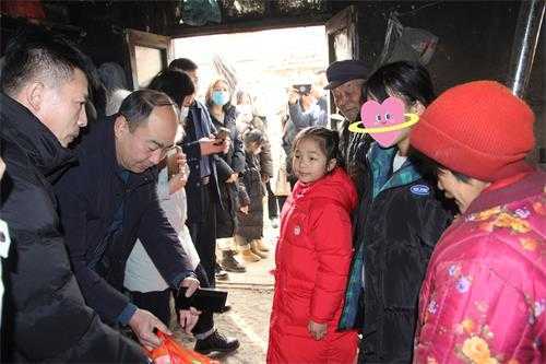 平邑街道携手市发改委开展微心愿圆梦行动(图3)