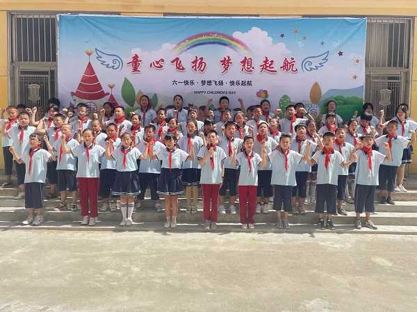 柏林镇苏城小学举行庆六一文艺汇演活动(图2)