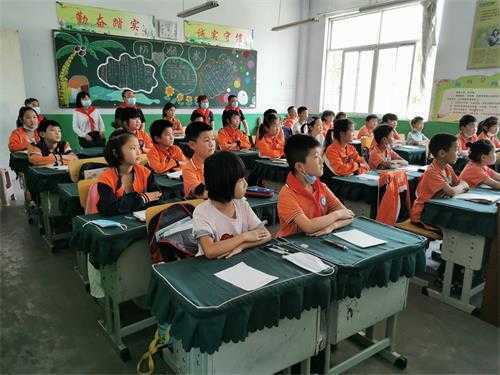 平邑街道开展“粽情端午 欢乐六一”爱心活动(图4)