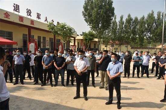 平邑街道到丰阳镇、铜石镇参观学习网格化管理新模式(图1)