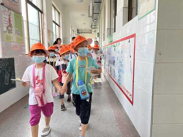 柏林镇中心校与幼儿园联合开展幼小衔接活动(图1)
