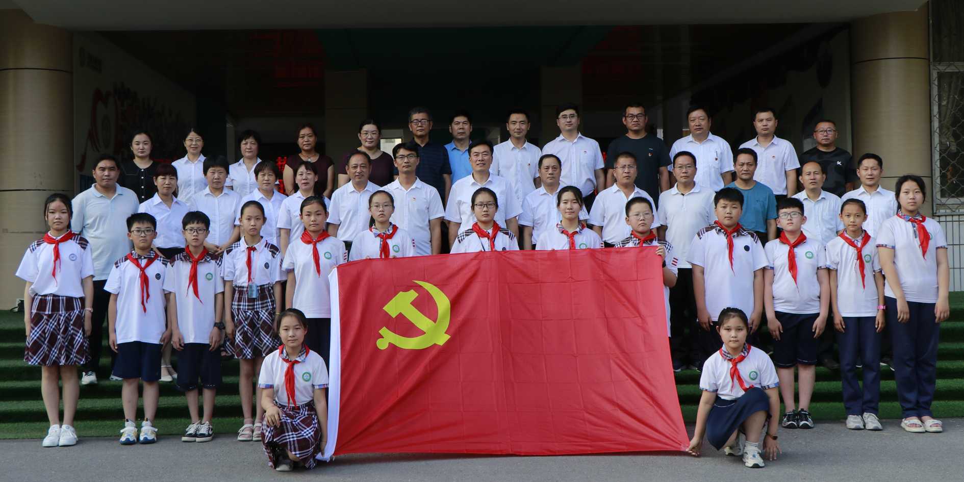 兴蒙学校举行“喜迎二十大，聚力当先锋”庆“七一”系列活动(图4)