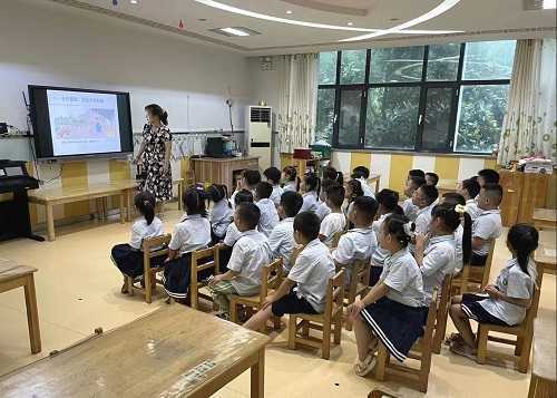 平邑兴蒙学校开展“别样体验课，幼小同衔接”幼小衔接系列活动(图5)