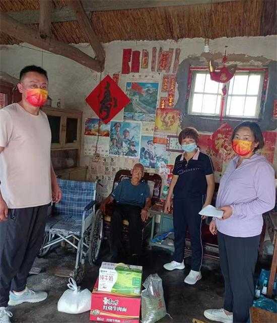 【“沂”起学理论】平邑街道：迎“八一”走访慰问 情暖退役军人(图2)