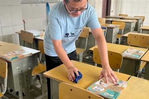 平邑县第四实验小学一年级新生开学准备工作纪实(图2)