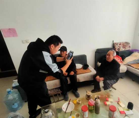 【“沂”起学理论】平邑街道：优抚对象年审入户显关怀(图1)
