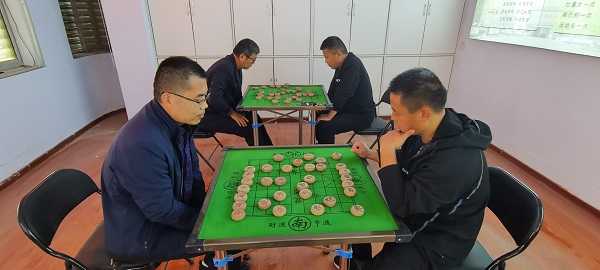 平邑兴蒙学校举行“喜庆二十大，奋进新征程”教职工健身娱乐活动(图3)