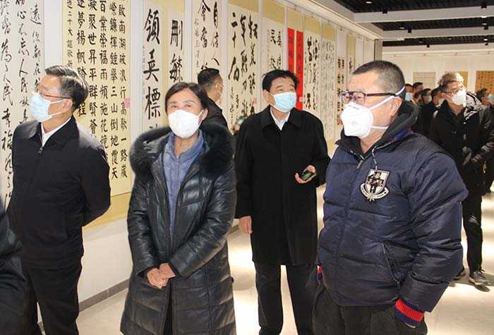 临沂市“中国梦·劳动美--建功新时代 献礼二十大”第二届全市职工书画展开幕(图6)