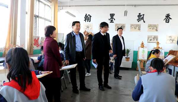 临沂市教体局小学教学视导组莅临平邑兴蒙学校进行教学视导工作(图4)