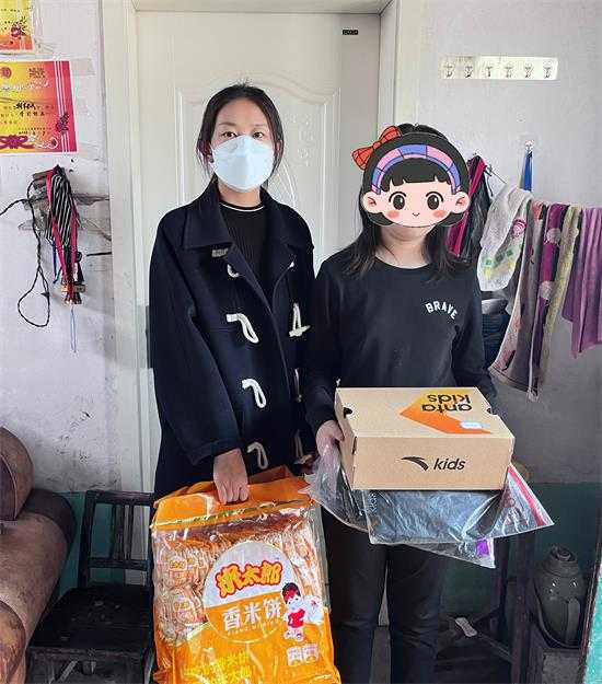 平邑街道团工委开展“希望小屋”物资发放活动(图2)