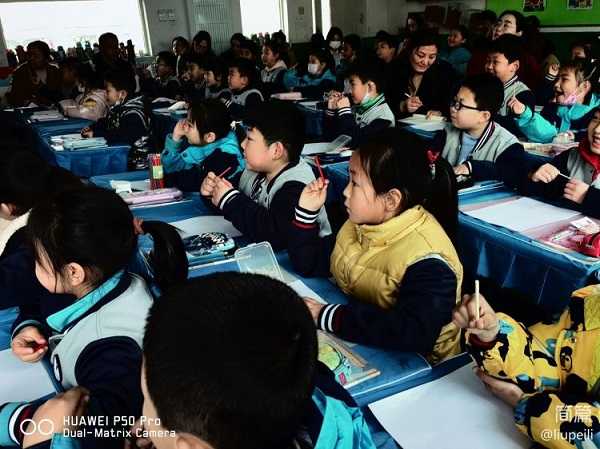 聚焦大概念 打造新课堂 --平邑兴蒙学校数学组开展大概念教学课例展示研讨活动(图2)