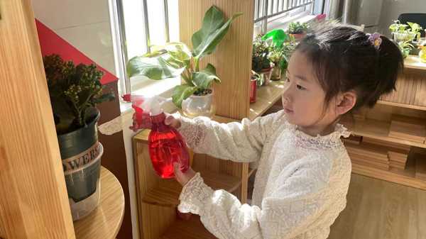 山东平邑：实验小学第三分园“雷锋月行动多”(图2)