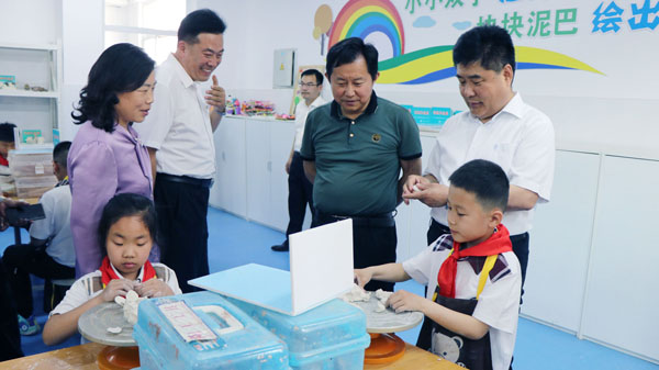 临沂市强校扩优现场观摩走进平邑县实验小学教育集团(图2)