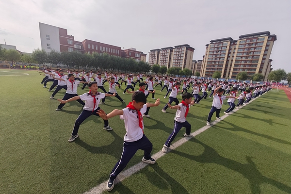 平邑县教学视导组到第二实验小学开展教学视导工作(图4)