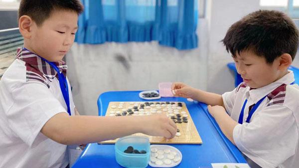 山东平邑:实验小学教育集团南校区举办“双减赋能杯”围棋赛(图4)