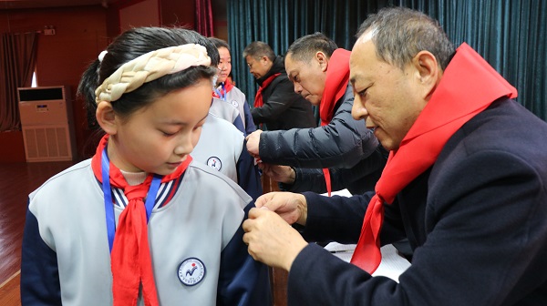中国少年先锋队 平邑兴蒙学校第四次代表大会召开(图4)