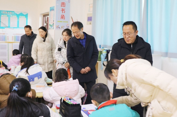 平邑县教体局教研室到第四实验小学开展教学视导工作(图7)