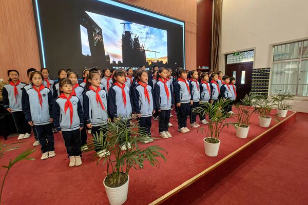 平邑县第二实验小学开展社团汇报展演活动
