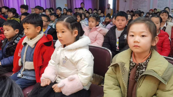 山东平邑：实验小学附属实验幼儿园举行“学雷锋月”启动仪式(图3)