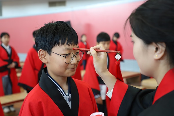 浸润儒家文化，探寻智慧之道 —平邑兴蒙学校六年级开展曲阜研学活动(图2)