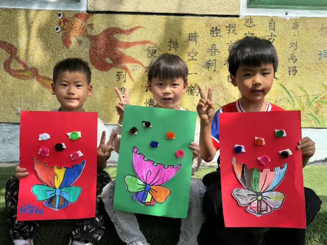 浓情五月，最美母亲节——地方镇闸口完小幼儿园母亲节主题活动(图3)