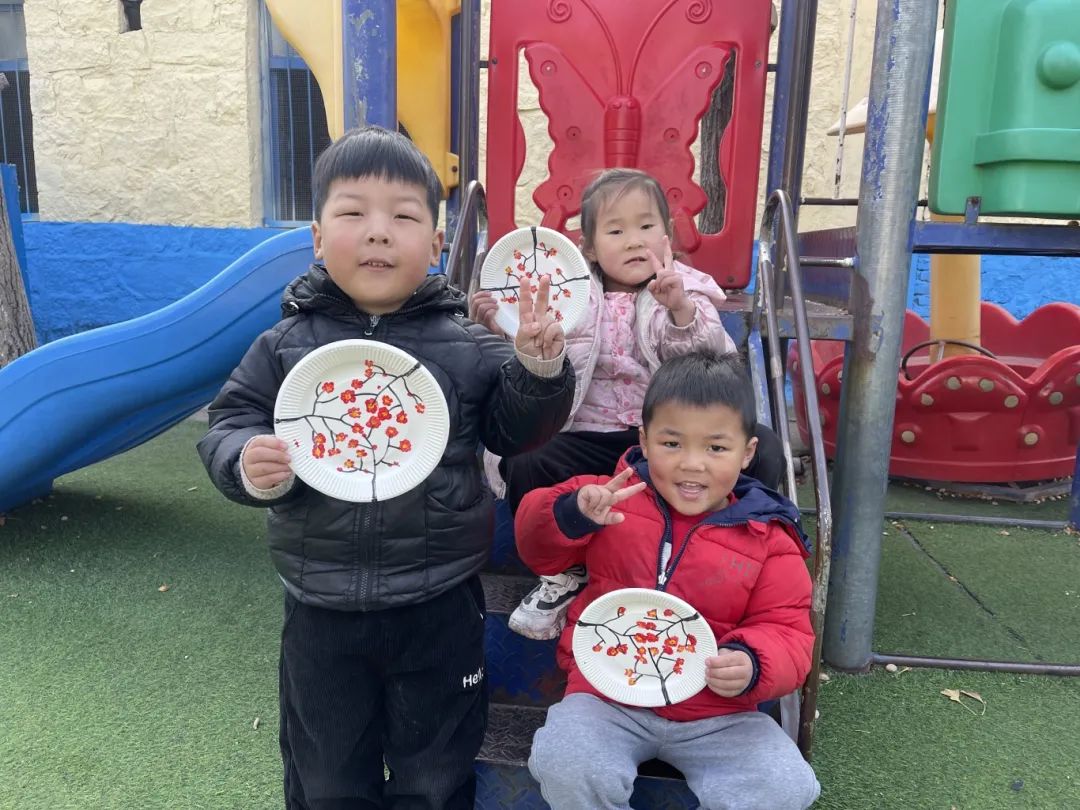 冬日童趣，“幼”见大雪——地方镇闸口完小幼儿园大雪节气主题活动(图2)