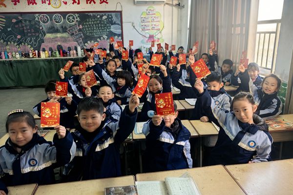 平邑县第二实验小学举行一、二年级乐考活动(图2) 平邑县第二实验小学举行一、二年级乐考活动(图2)