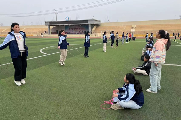 平邑县第二实验小学扎实推进体质健康测试活动(图3)