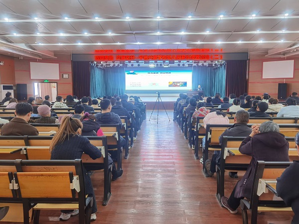 平邑兴蒙学校幼儿园开展家长课堂活动(图2)