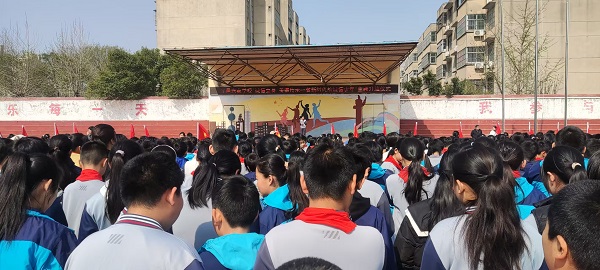 平兴蒙学校举行“做新时代诚信少年”主题升旗仪式(图3)