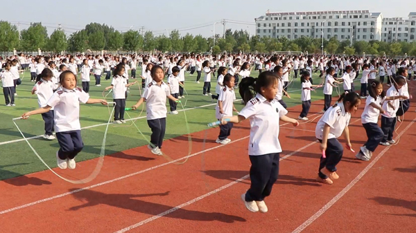 【提升体质】平邑县实验小学创新课间模式 多元激发体质健康(图3)