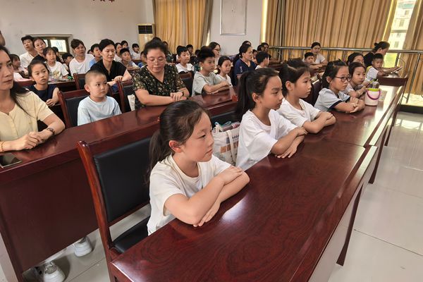 平邑县第二实验小学开展“安全与体质健康教育”暑期活动(图2)