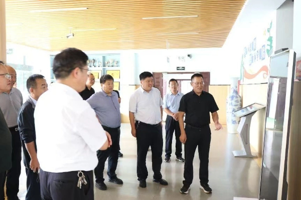 平邑县科协调研第四实验小学安全科普工作(图3)