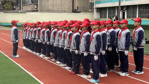 【山东平邑】实验小学举行队列队形比赛 10(图3) 【山东平邑】实验小学举行队列队形比赛 10(图3)