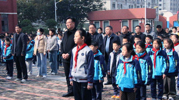 {【沂蒙快讯】平邑县实验小学开展 “一元爱心” 捐赠活动(图1) {【沂蒙快讯】平邑县实验小学开展 “一元爱心” 捐赠活动(图1)