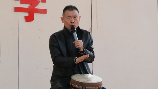 【山东平邑】实验小学“乐读平邑”启动仪式隆重举行(图2) 【山东平邑】实验小学“乐读平邑”启动仪式隆重举行(图2)