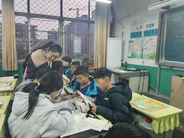 平邑兴蒙学校举行新生态生本课堂亮点展示活动(图4)