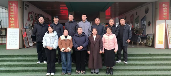 平邑兴蒙学校举行第六届家委会成立大会暨家长开放日活动(图10) 平邑兴蒙学校举行第六届家委会成立大会暨家长开放日活动(图10)