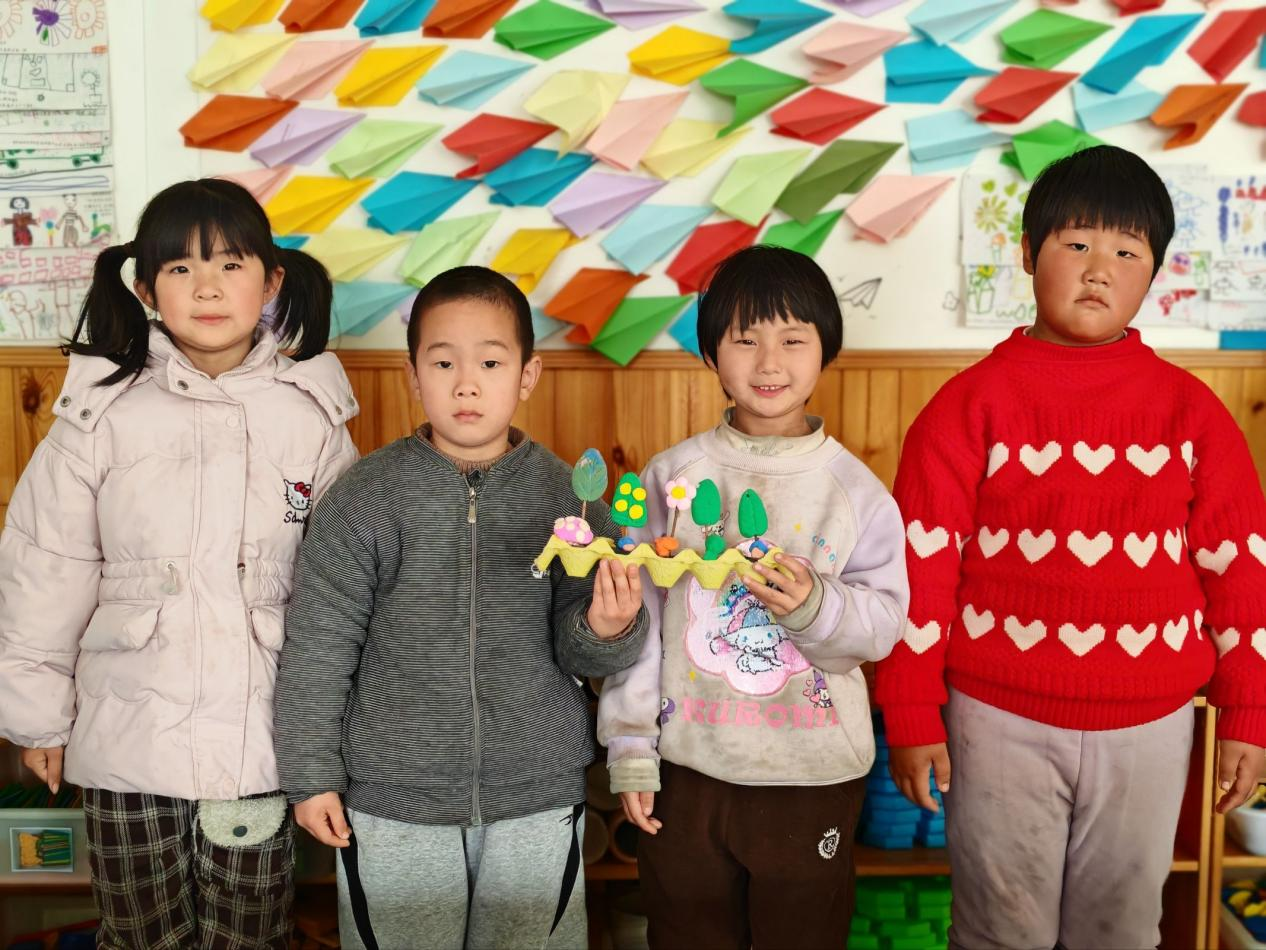 平邑县丰阳镇中心幼儿园开展植树节主题活动(图3) 平邑县丰阳镇中心幼儿园开展植树节主题活动(图3)